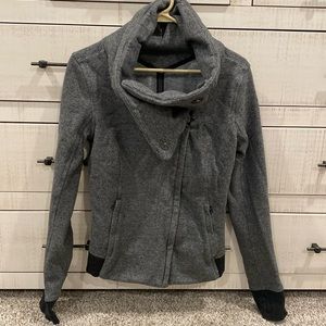 Lululemon: Scuba zip up, gray